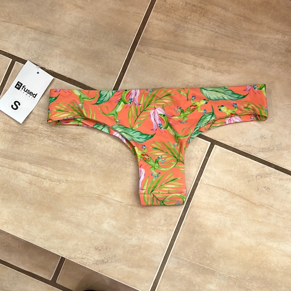 Fused Hawaii Manini